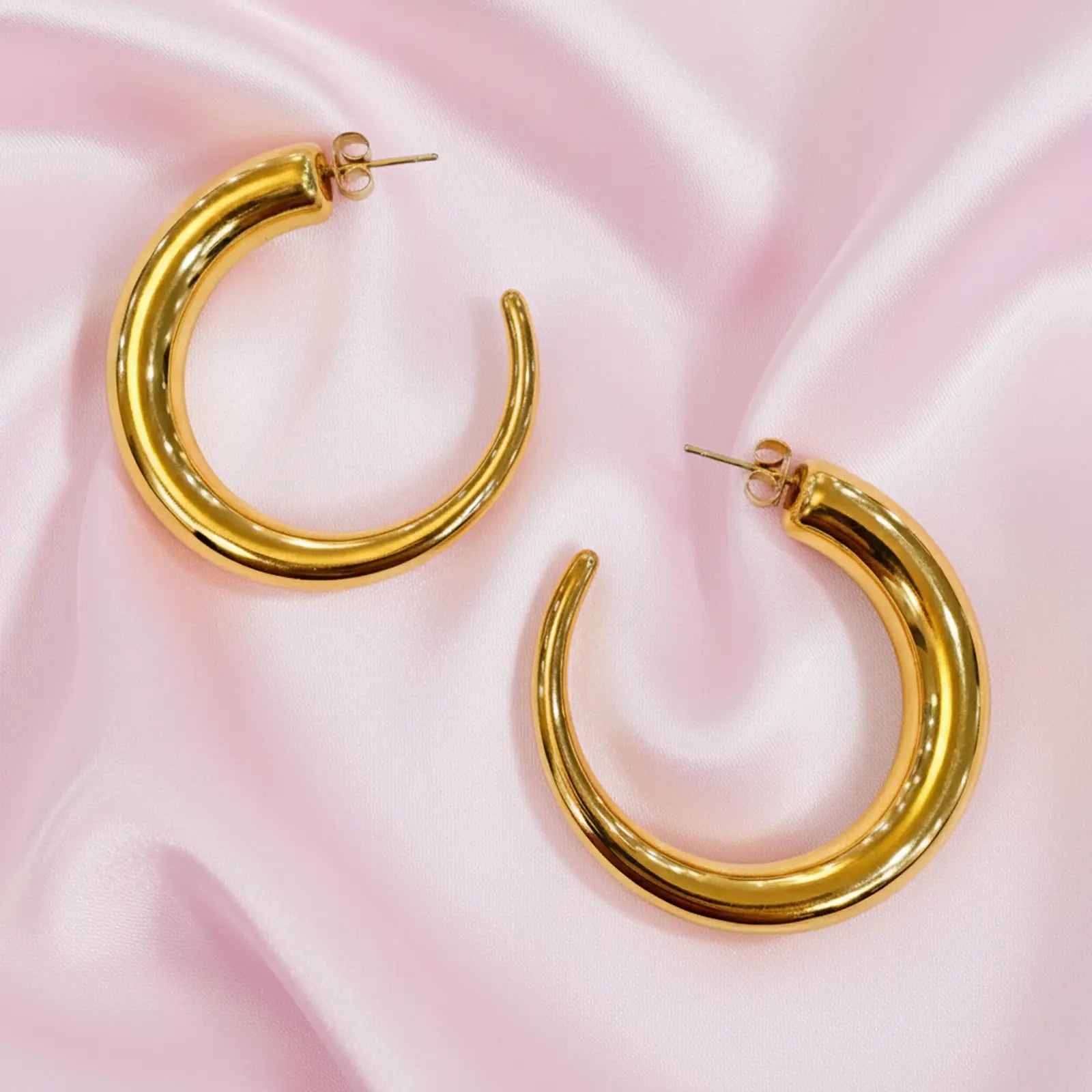 Bold Chunky Curve Earrings