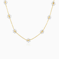 Dainty Pearl Flower Necklace