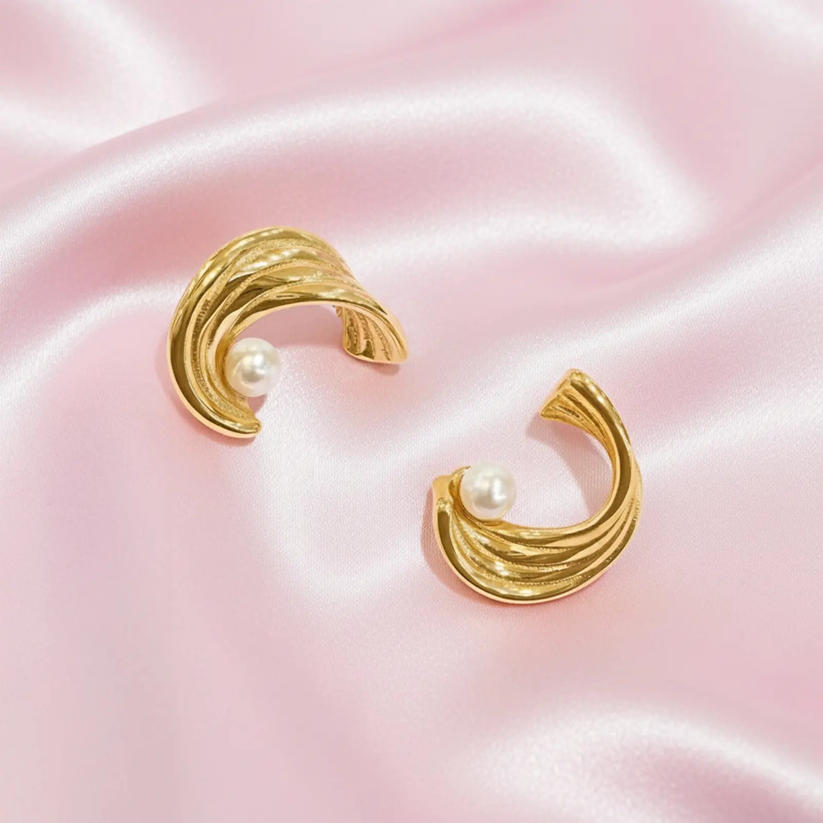 Golden Wave Pearl Earrings