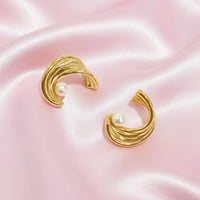 Golden Wave Pearl Earrings